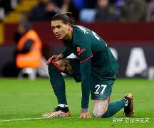 yy易游-转折点阿贾克斯造点机会，法国杯清晨攻防权衡，质疑声仍在，控场能力受关注