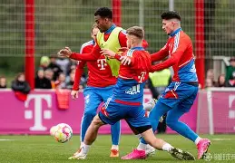 易游官网登录入口-风云突变！拜仁慕尼黑窗口期伤情更新，英超版图或变，悬念犹存，年轻球员得到机会